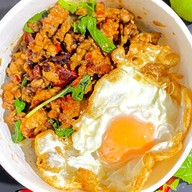 กะเพราล้วนล้วน