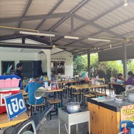 บรรยากาศ ขนมจีนแกงป่าป้ากอบ(หัวทุ่ง) - โพรงมะเดื่อ