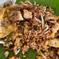 ผัดไทเฟื่องฟู ดองกะเม็ด ดองกะเม็ด