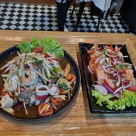 ตำยำเจ้อั้มตำนมระเบิดแซ่บตัวแม่ อร่อยถูกปากสะอาดคุ้มราคา ตลาดสำเพ็งเยาวราช ถนน จักรวรรดิ