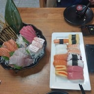 อรทัย ซูชิวังหลัง ตรงข้าม ตลาดพรานนก