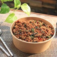 ข้าวหมูแดงหมูกรอบ by คุณจูน