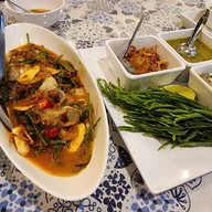 เมนูของร้าน ครัวคุณติ๊กซีฟู้ดหัวหิน Tik Seafood Restaurant เขาตะเกียบ