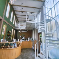 บรรยากาศ Dope Daily บางนา-ตราด กม.18