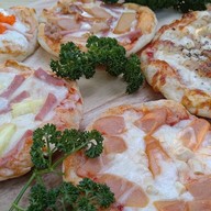 คันนาพิซซ่า แป้งสด นาโปลีสไตล์