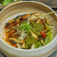 เที่ยงตรง By House Number 1712