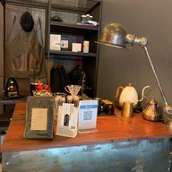 ถะโหล่ คาเฟ่