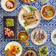 เที่ยงตรง By House Number 1712