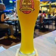 โรงเบียร์เยอรมันตะวันแดง แจ้งวัฒนะ แจ้งวัฒนะ