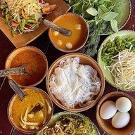 บางแก้วขนมจีนน้ำยา  ⠀