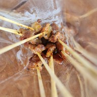 ร้านหมูปิ้งสุจิรา (หน้าเซเว่น) ตลาดลานบุญ