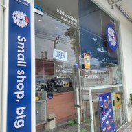 หน้าร้าน Have A Drink แฮฟ อะ ดริงค์ ร้านชา กาแฟ ศรีด่าน 22