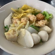 เจ๊อ้วนเย็นตาโฟ เจ๊อ้วนเย็นตาโฟ