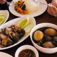 ข้าวแกงถนัดแดก ปตท.ทางด่วนบางนา ขาออก