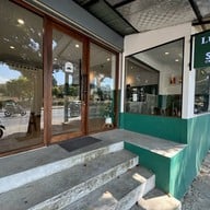 เมนูของร้าน LUNA Coffee x SOL Croissant ถนน นราธิวาสราชนครินทร์