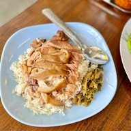 เมนูของร้าน ใบบัว ก๋วยเตี๋ยวเรือ เทียนทะเล7