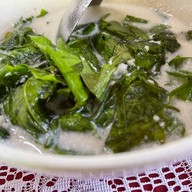 เมนูของร้าน ครัวไพลิน สามกอง