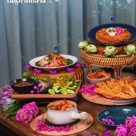 เมนูของร้าน ตำกระเทย สาเกตสีลม