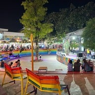 ตลาดต้นตาล