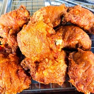 ข้าวเหนียวไก่ทอด เซเว่นสารพัดช่าง@ชัยภูมิ