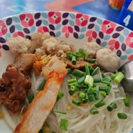 เมนูของร้าน ก๋วยเตี๋ยวติดแอร์ เจ๊จวน