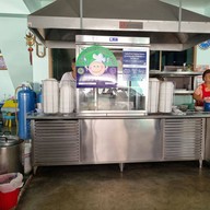 บรรยากาศ ก๋วยเตี๋ยวติดแอร์ เจ๊จวน