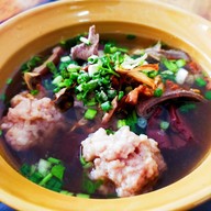 ข้าวมันหมูกรอบ เสนานิคม 1