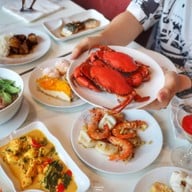 ห้องอาหาร at Café โรงแรม Grand Richmond Hotel นนทบุรี โรงแรมแกรนด์ ริชมอนด์