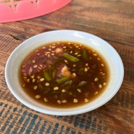เมนูของร้าน ก๋วยเตี๋ยวลิ้นวัว เจ๊เจ็งตาคลี