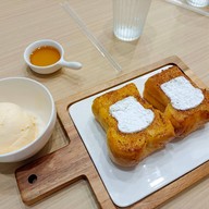 เมนูของร้าน Mil Toast House สยามสแควร์