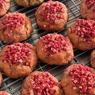 CRUMBO Soft-baked Cookies