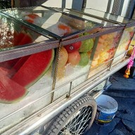 ร้านผลไม้รถเข็นลุมพีนีอ่อนนุช46(มีหน้าร้าน) ร้านผลไม้รถเข็นน้ำปลาร้าลุมพีนีอ่อนนุช46