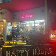 L-Seven Cafe & Beer Sukhumvit 4