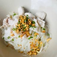 ถนัดศรี  มากินตะ