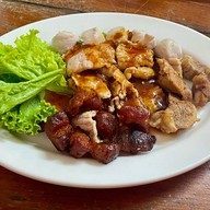 เมนูของร้าน เพ็ญพริกเผ็ด