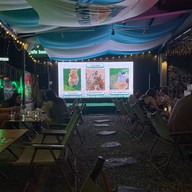 L-Seven Cafe & Beer Sukhumvit 4