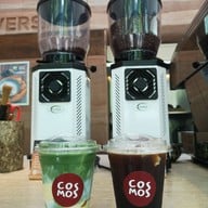 Cosmos Cafe สุขุมวิท 23