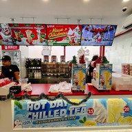 Mixue ตลาดนานาเจริญ