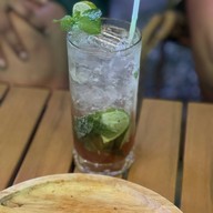 L-Seven Cafe & Beer Sukhumvit 4