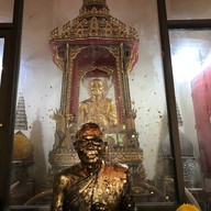 บรรยากาศ วัดช้างให้ (วัดราษฎร์บูรณะ)