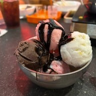 เล่าหลิว - (ชาบูหม่าล่า พรีเมียม บุฟเฟ่) One One Food Avenue (สามัคคี-ประชาชื่น)