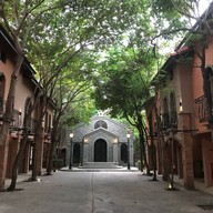 หมีกอดหมอน