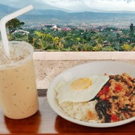 อาหารตามสั่งใกล้ฉัน