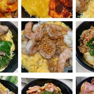 ข้าวไข่ข้นครัวคุณเหมียว หมู่บ้านปาริฉัตร( กลางซอย)