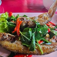 สำเริง อาหารป่า สนามกอล์ฟปัญญา