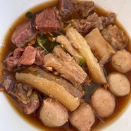 เสือหิว เนื้อตุ๋น
