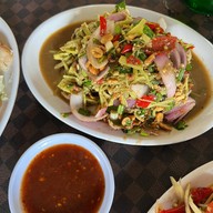 ส้มตำเงินล้าน เจ้สาย ไก่ย่างพังโคน 1