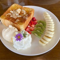 เมนูของร้าน After The Rain Coffee & Gallery