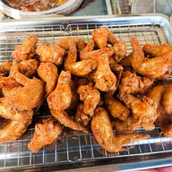 ข้าวเหนียวไก่ทอด เซเว่นสารพัดช่าง@ชัยภูมิ