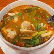 เมนูของร้าน ครัวลงตัว อาหารไทย-อีสาน